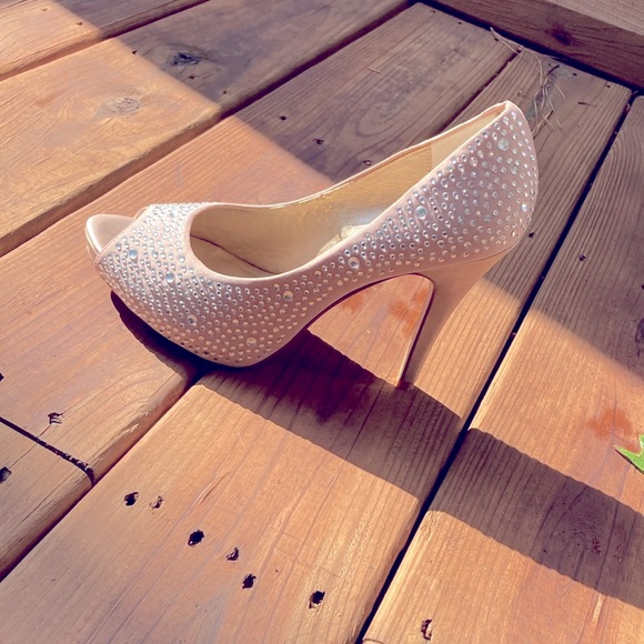 Rose gold platform pumps with rhinestones - Picture 8 of 9